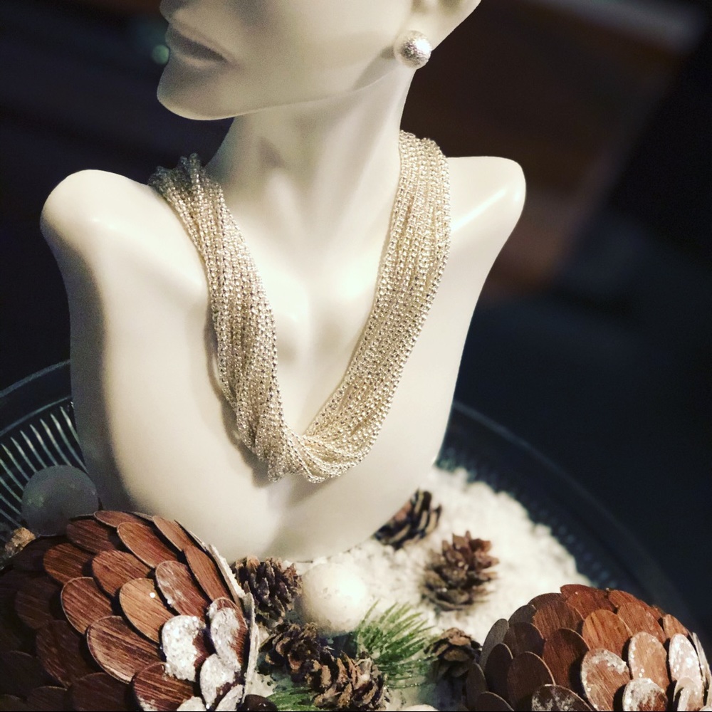 Set of Necklace and earrings !!